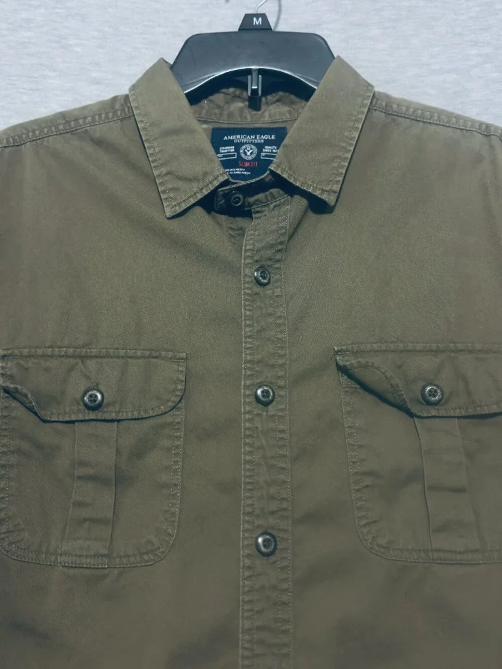 American Eagle Outfitters Shirt Men’s L/G Slim Fit Green Button-Up Pockets